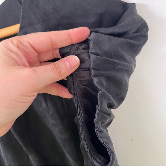 WHBM White House Black Market Black 100% Silk Scoop Neck Blouse - Picture 3 of 7